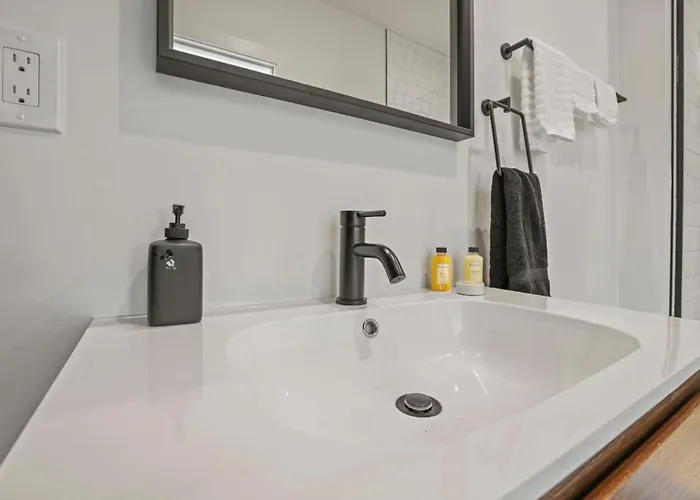 Chic Retreats In * Columbus